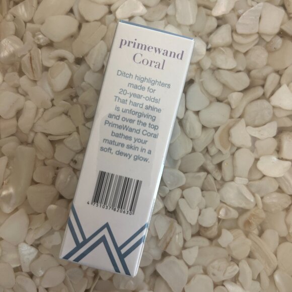 PrimePromedics 5-in-One PrimeWand/Coral makeup - Picture 2 of 4